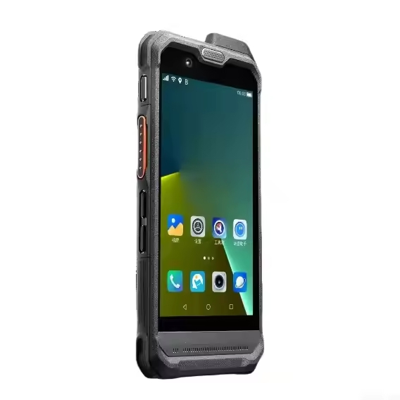 HYT PNC460: 4G/LTE рация с GPS и DMR