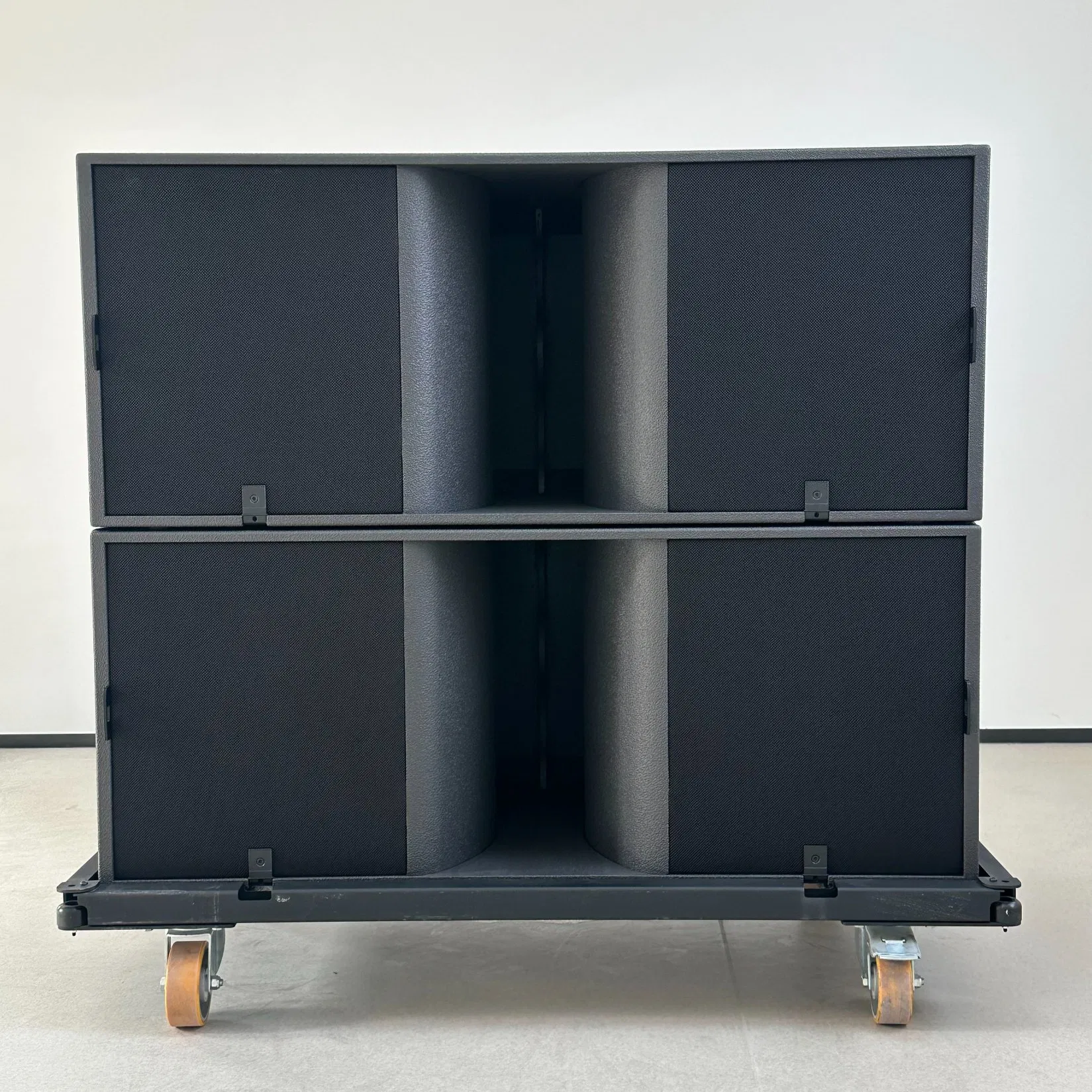 2000W High Power Subwoofer Passive Outdoor Speaker Subwoofer 18-Inch Bass Speaker DJ Subwoofer Professional Subwoofer Domc Ks28 PA Subwoofer