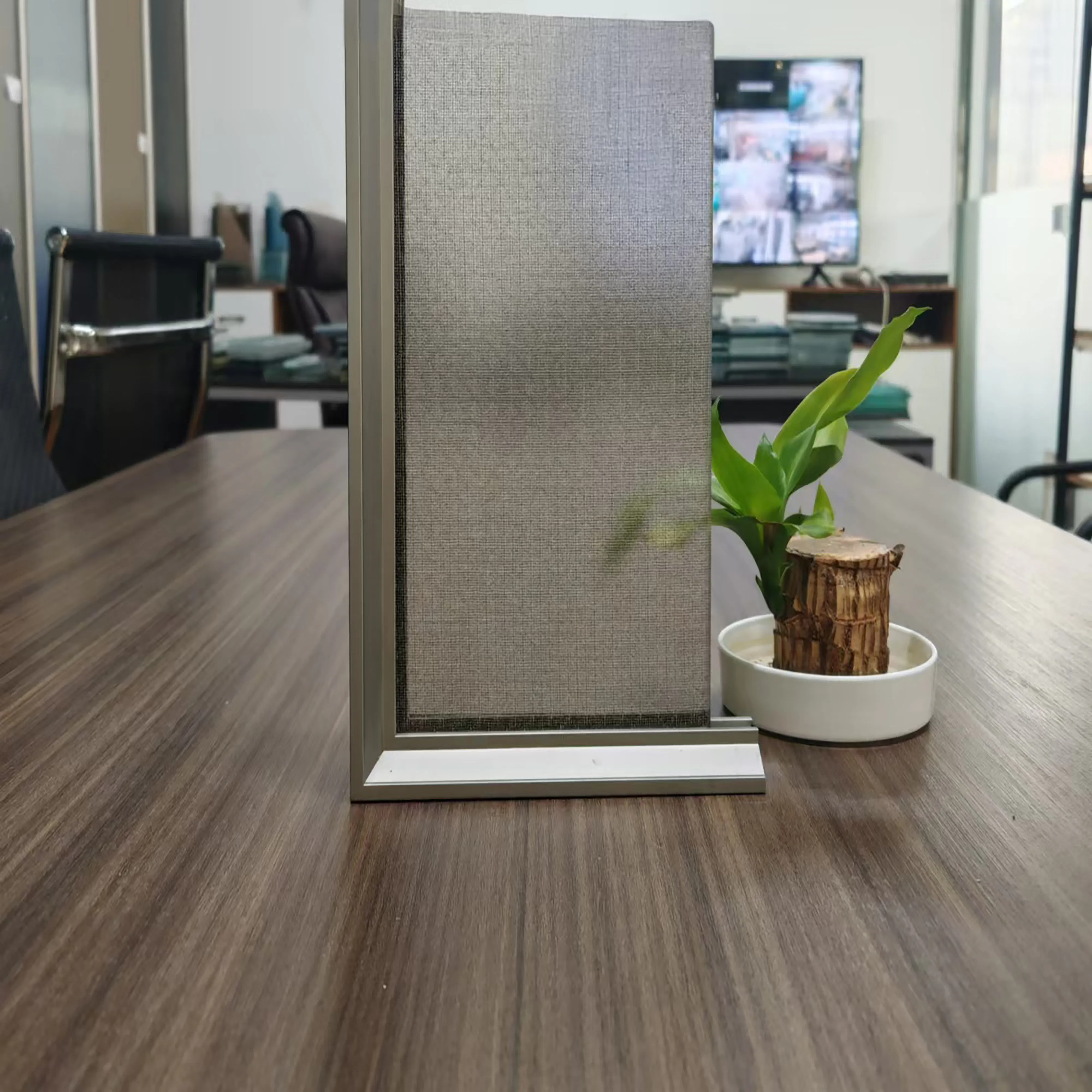 Stylish Home Glass Panels Featuring Artistic Elegance and Modernity