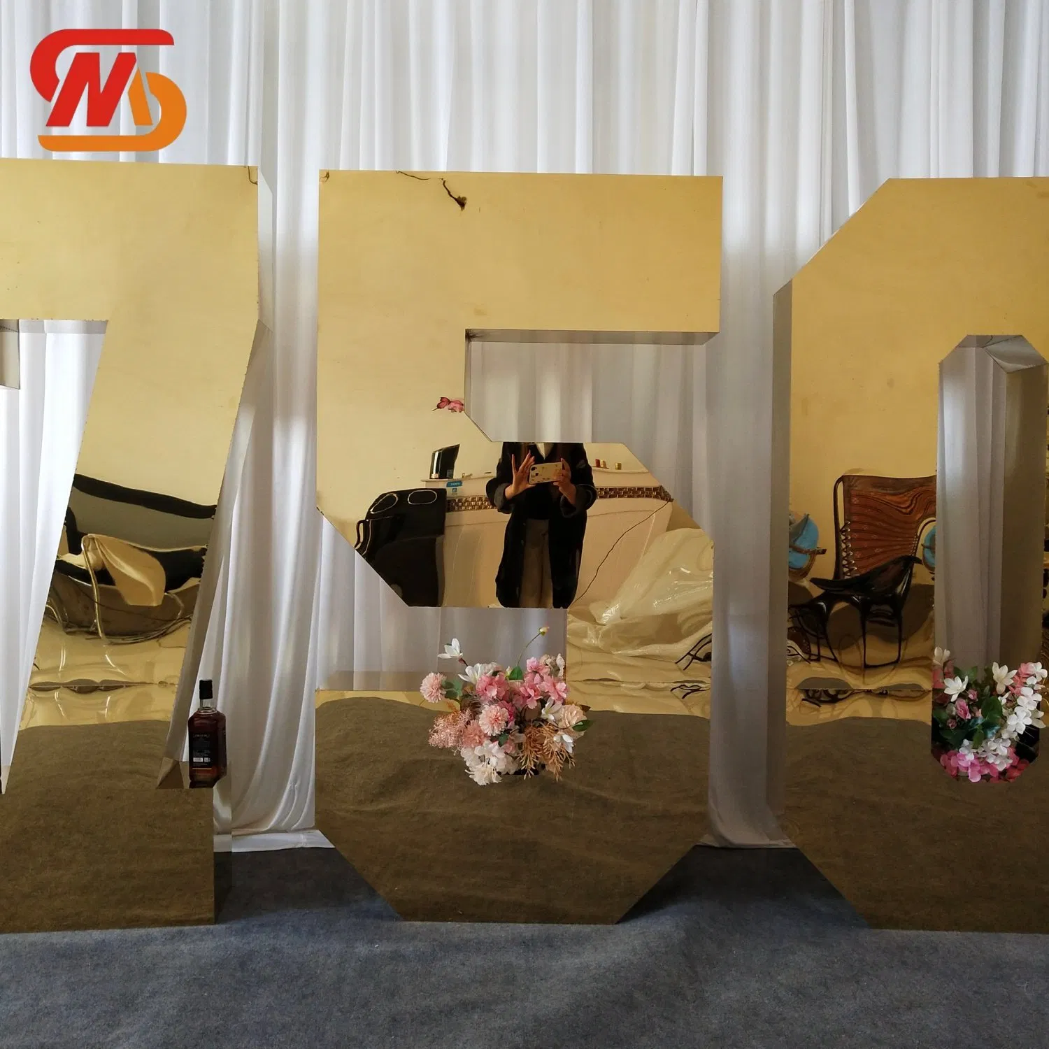 Smooth Birthday Party Decorative Giant Metallic Mirror Gold Numbers Letter for Wedding Events