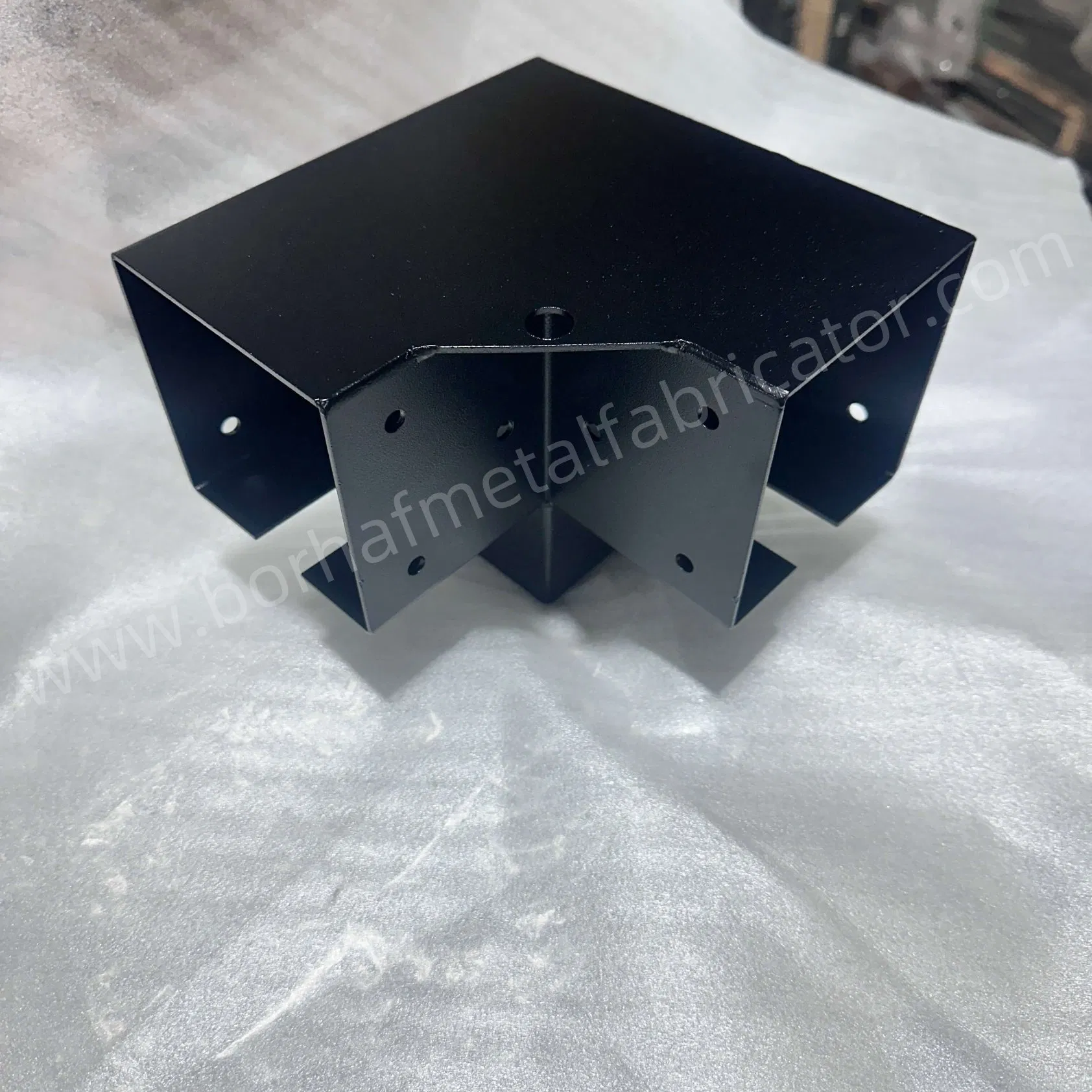 Elevated Wood Pergola Bracket with Heavy Duty Outdoor Garden Steel Tiers