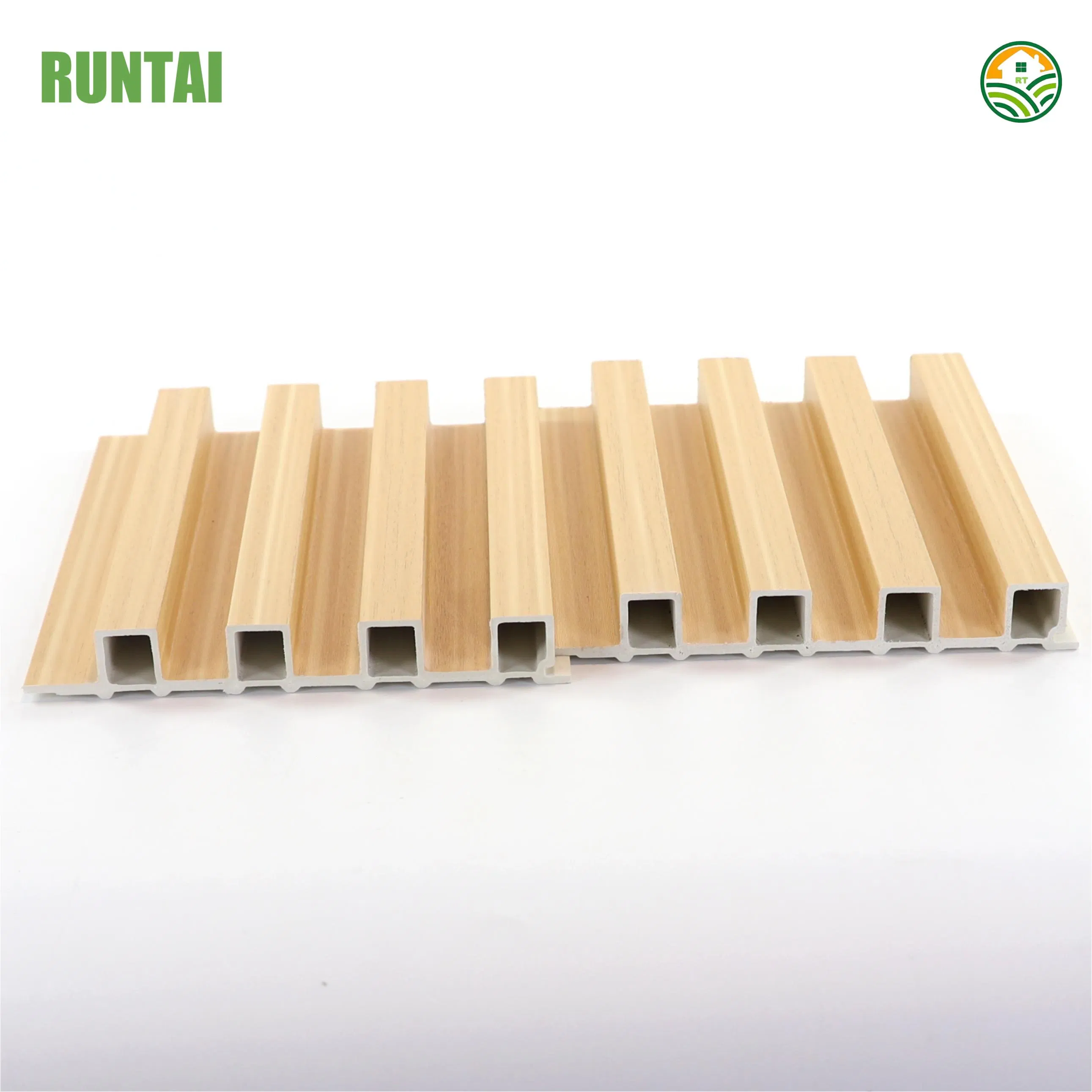 Стильная WPC панель для стен в современном интерьере