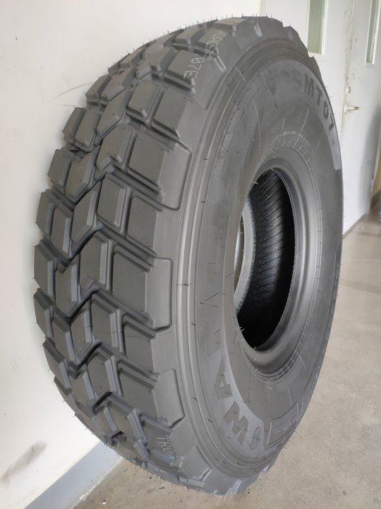 Forest Tire 710/45-26.5 14PR