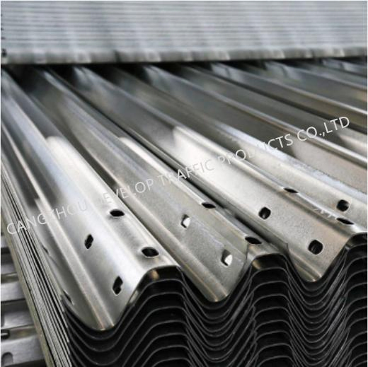 Factory Sell Road Safety Flex Beam Highway Guardrail Traffic Barrier