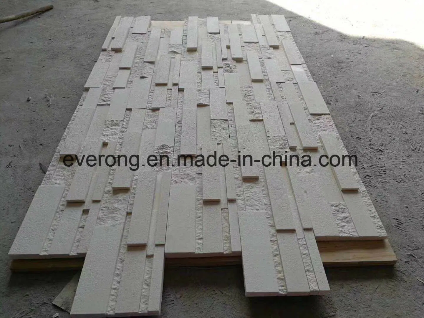 Modern Stlye White /Beige Marble Culture Stone for Feature Wall Cladding