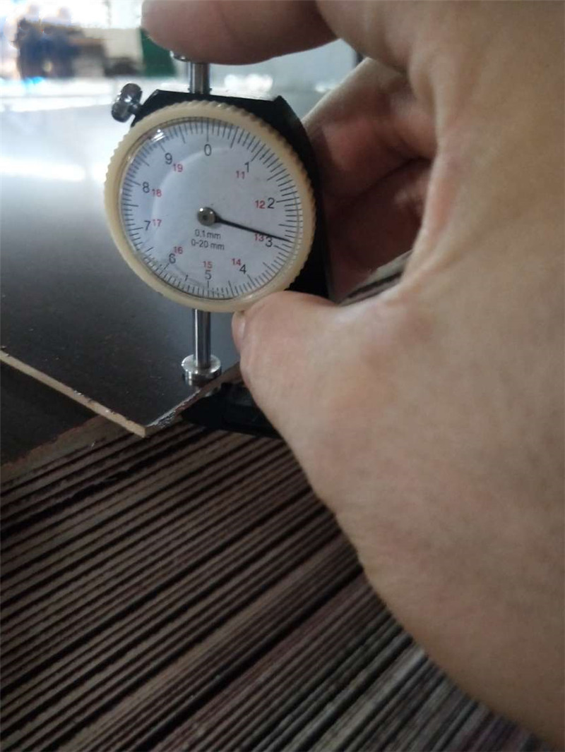 New Pattern MDF Melamine Molded Door Skin with Thickness 2.7mm 3.0mm