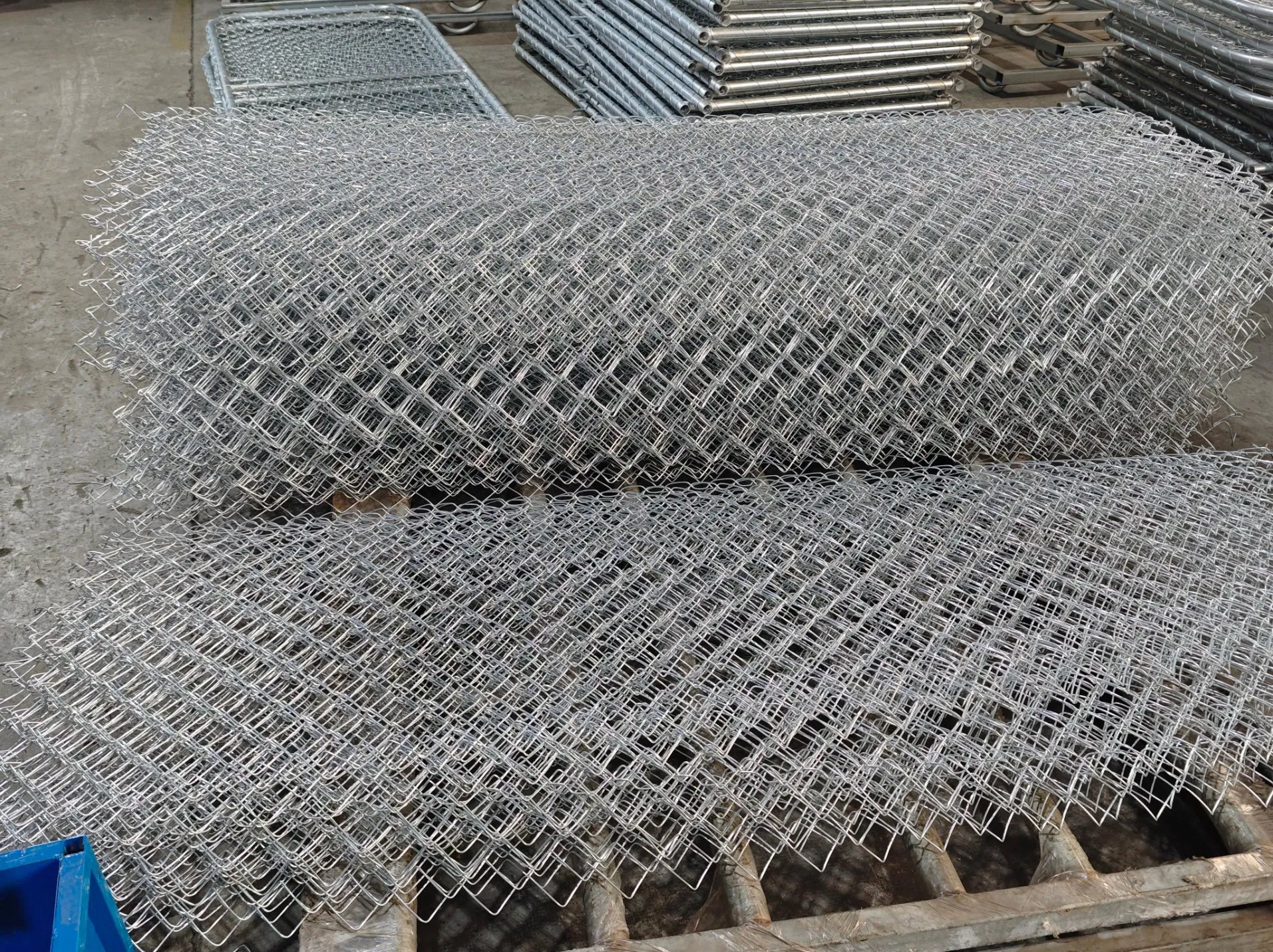 Galvanized Chain Linke Fence Diamond Wire Mesh for Stadium Fence Use
