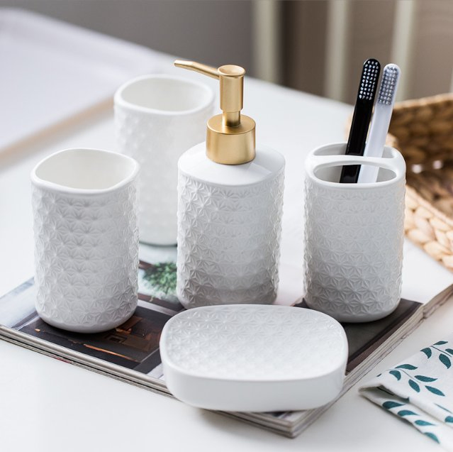 Single Ceramic Cup Neutral Tone Tidy Bathroom Accessories