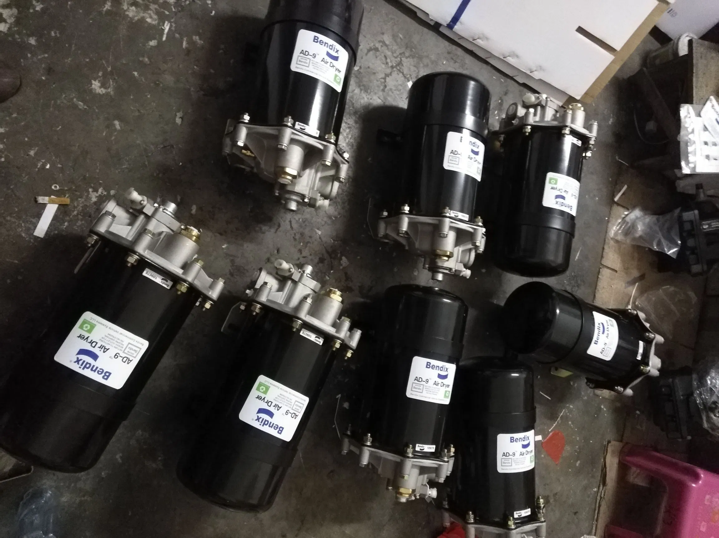 Воздушный осушитель Bendix AD-2 для пневмосистем