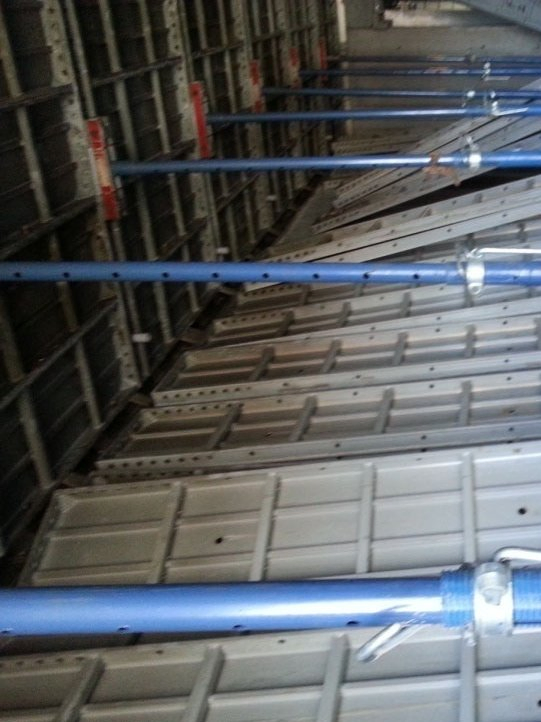 Versatile Floor Prop for Photography and Event Displays