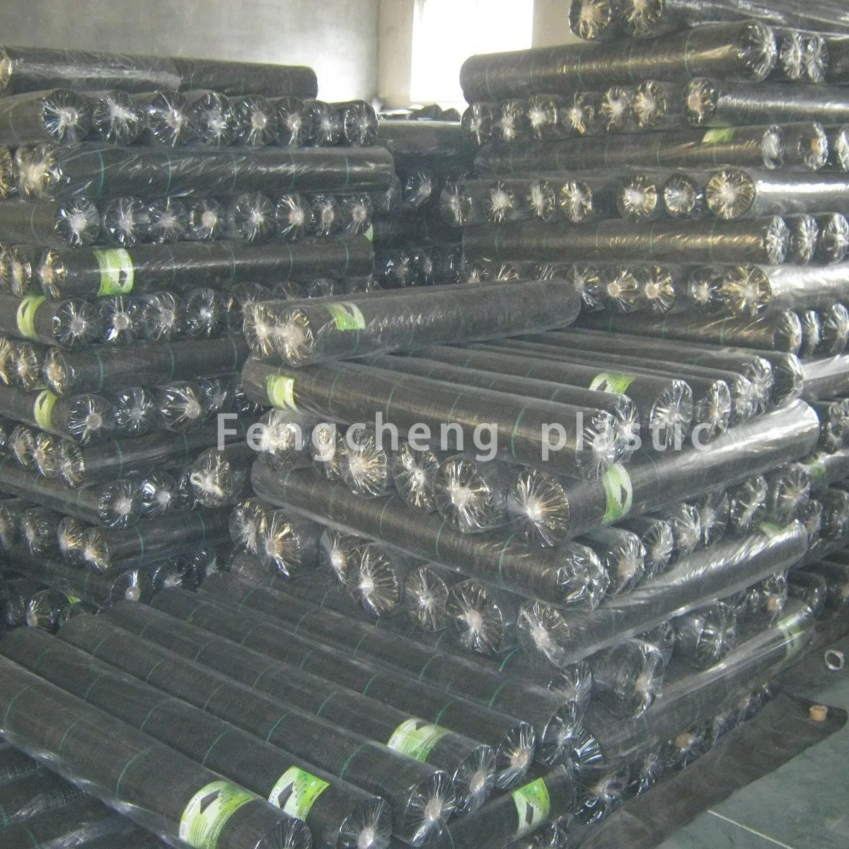 Weed Blocker Barrier Black Weed Control Mat for Ground
