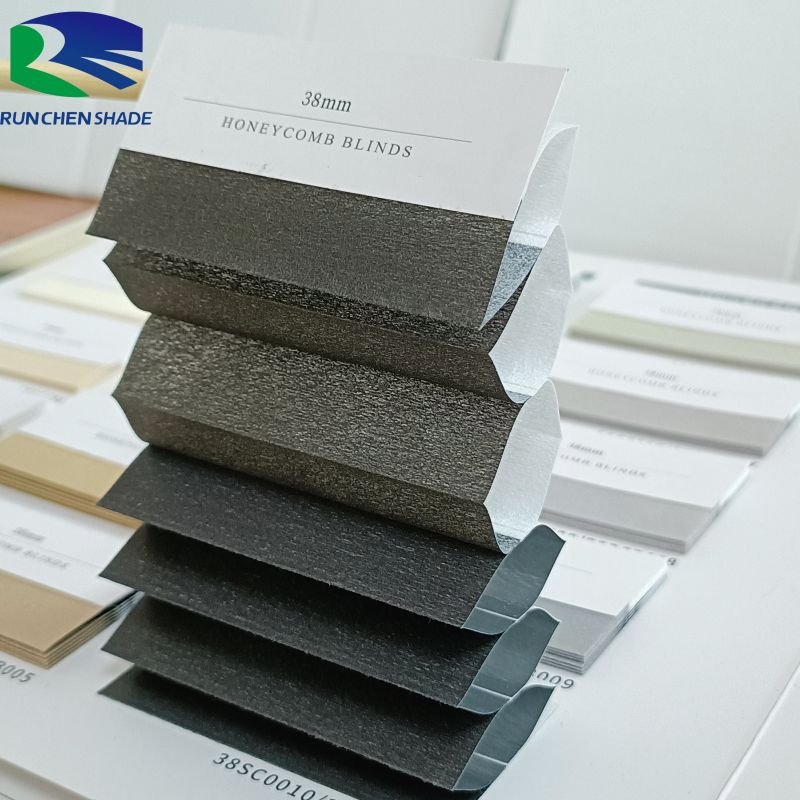 Anti-Wrinkle, Anti-Wrinkle and Non-Deformation Honeycomb Curtain Fabric Keeps It Flat