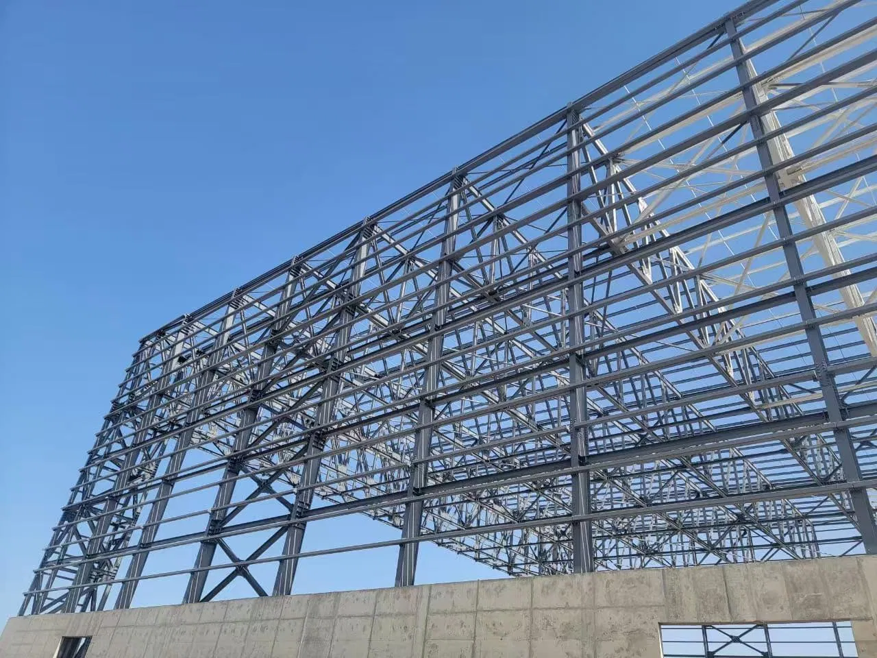 China Steel Structure Company Hangar Fabrication Workshop Prefab Metal Barns for Sale