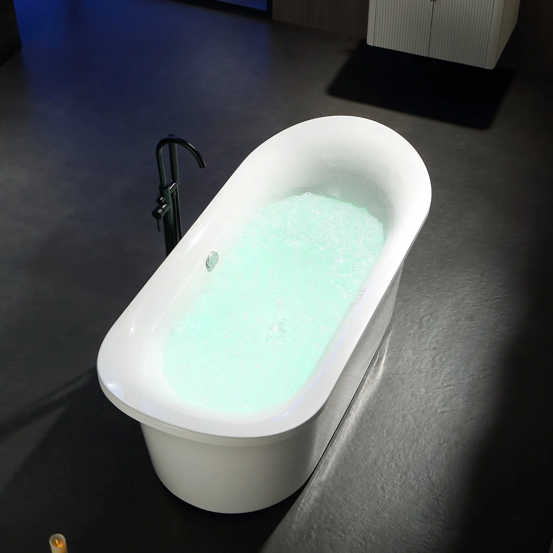 Yuanbao-Shape Sexy Bubble Plunge Soaking Hot Bathtub Rich Bubble Stomata Satisfying Imagination