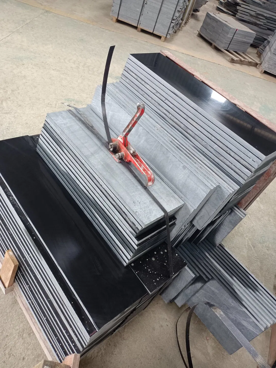 Cheap Polished Black Granite Small Basalt Slab for Stair