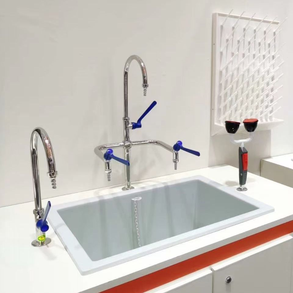 Портативный лабораторный кран с водопадом