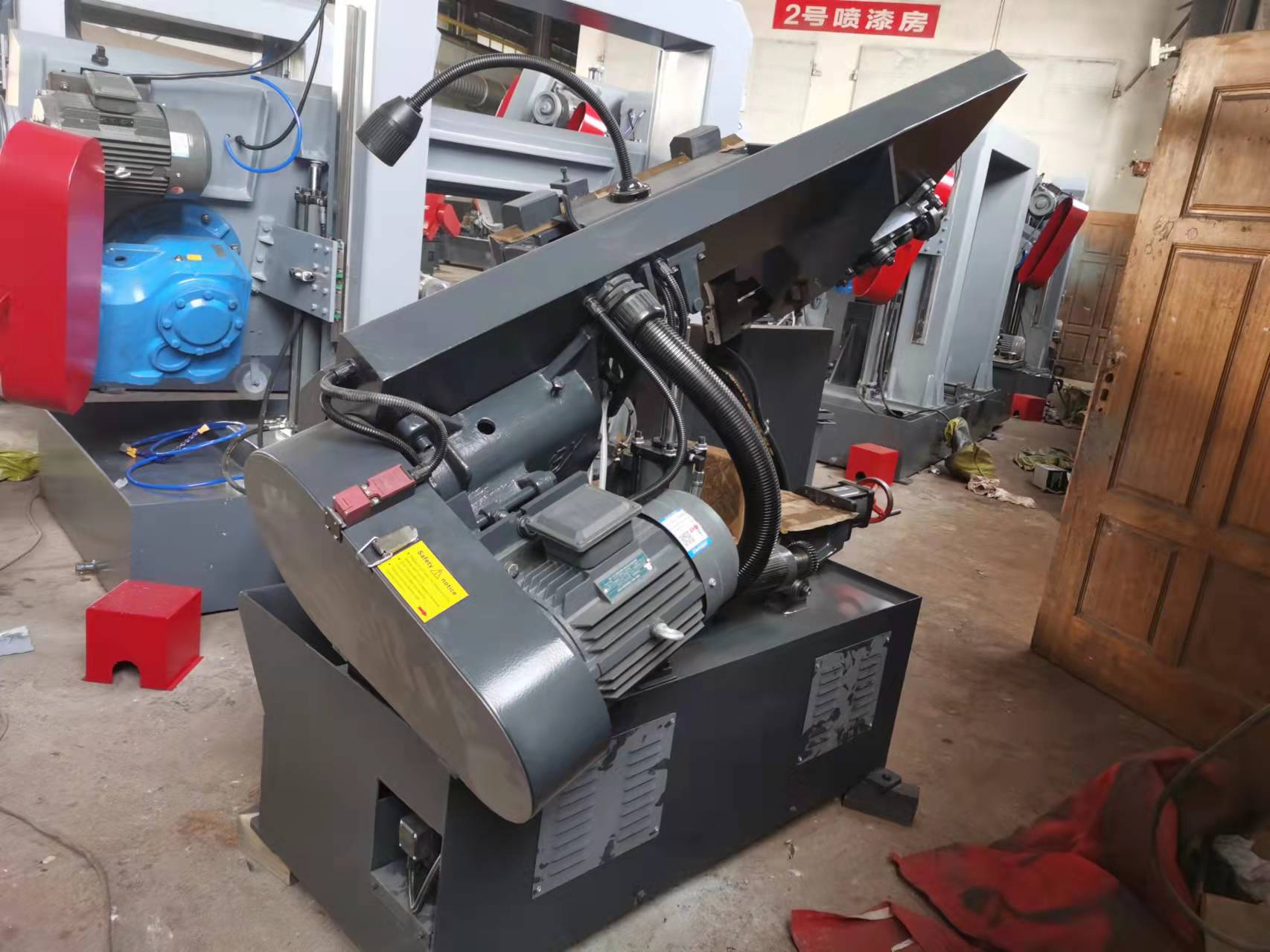 Станок ленточнопильный промышленный CS280II