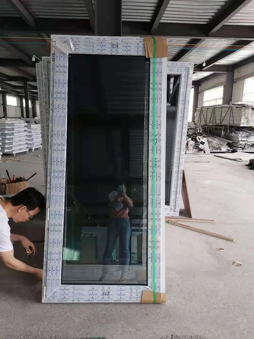 Simple Design Swing Glass UPVC PVC Casement Door for Bathroom/Buildings