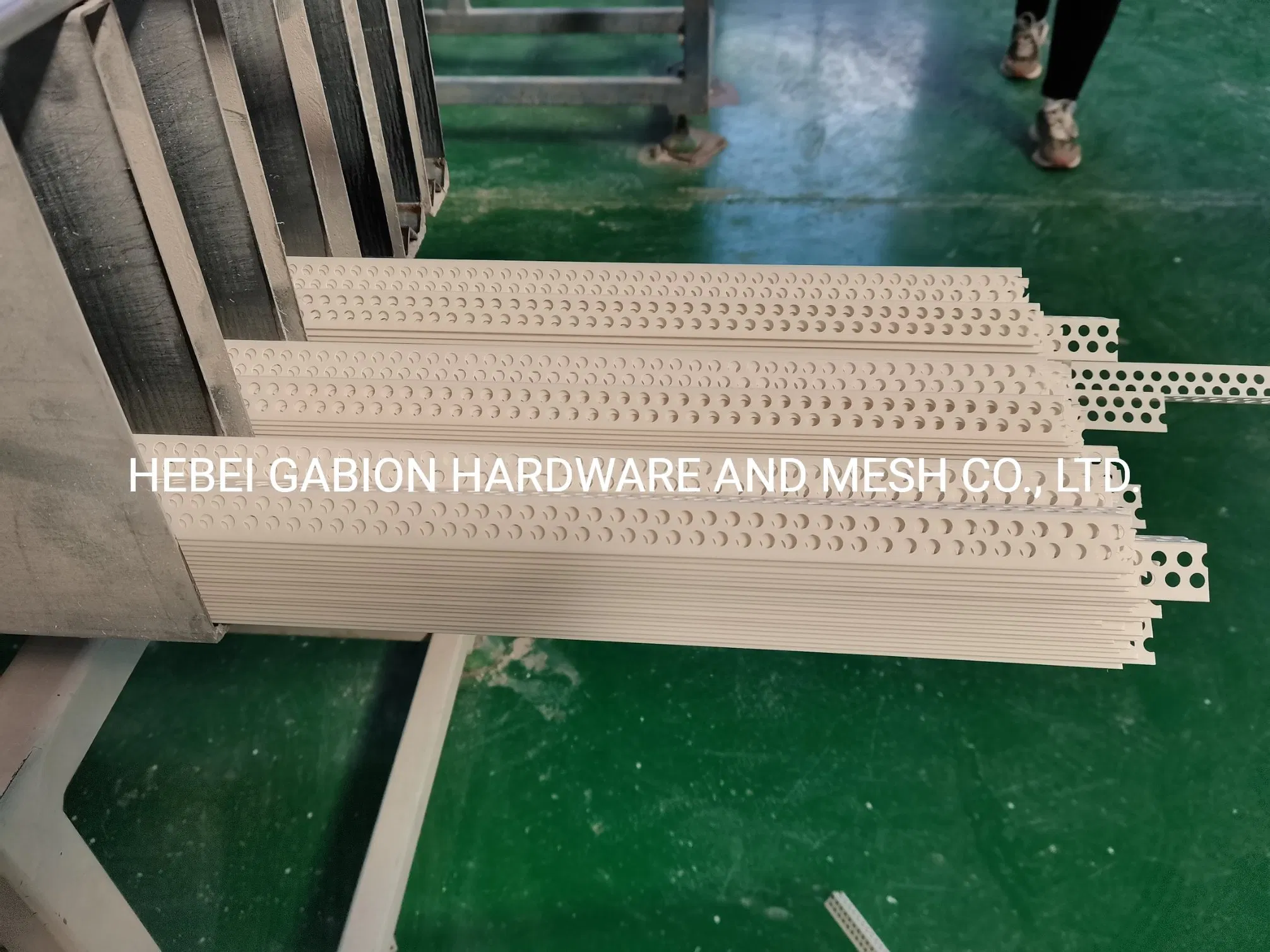 Durable Render Corner Beads for Seamless Building Applications