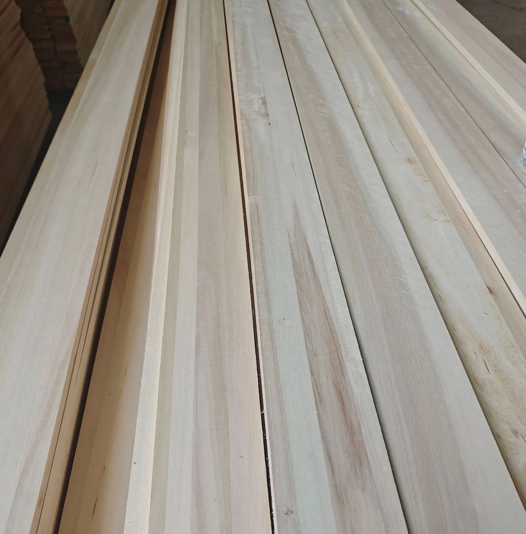 Factory High Quality Paulownia Edge Glue Board Finger Joint Wood Board