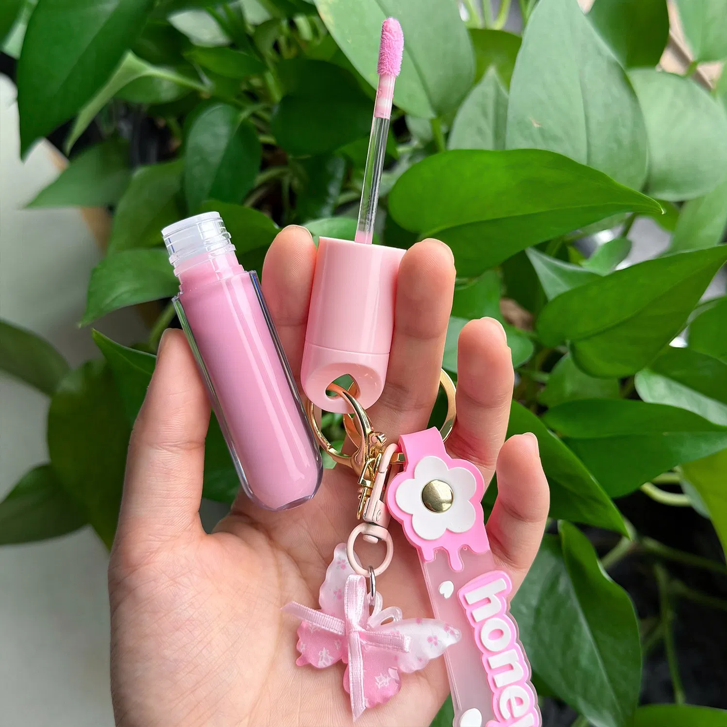 Herbal Liquid Lip Gloss with Key Chain Long Lasting Glossy Custom Logo Keychain Lip Gloss