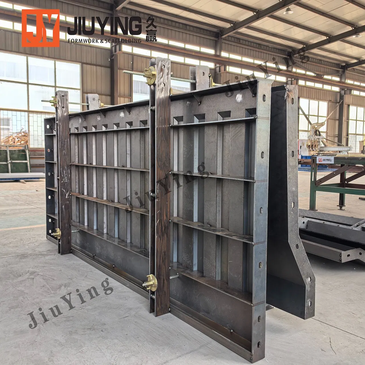 Custom Heavy-Duty Formwork Solutions for Highway Bridge Construction