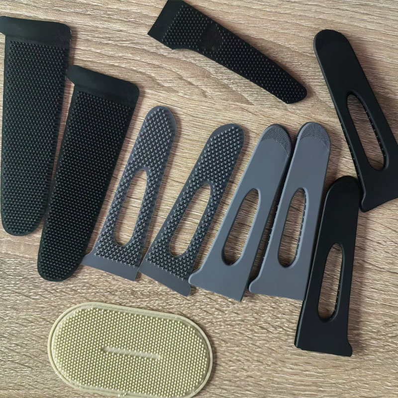 Застежка пластиковая для манжеты куртки