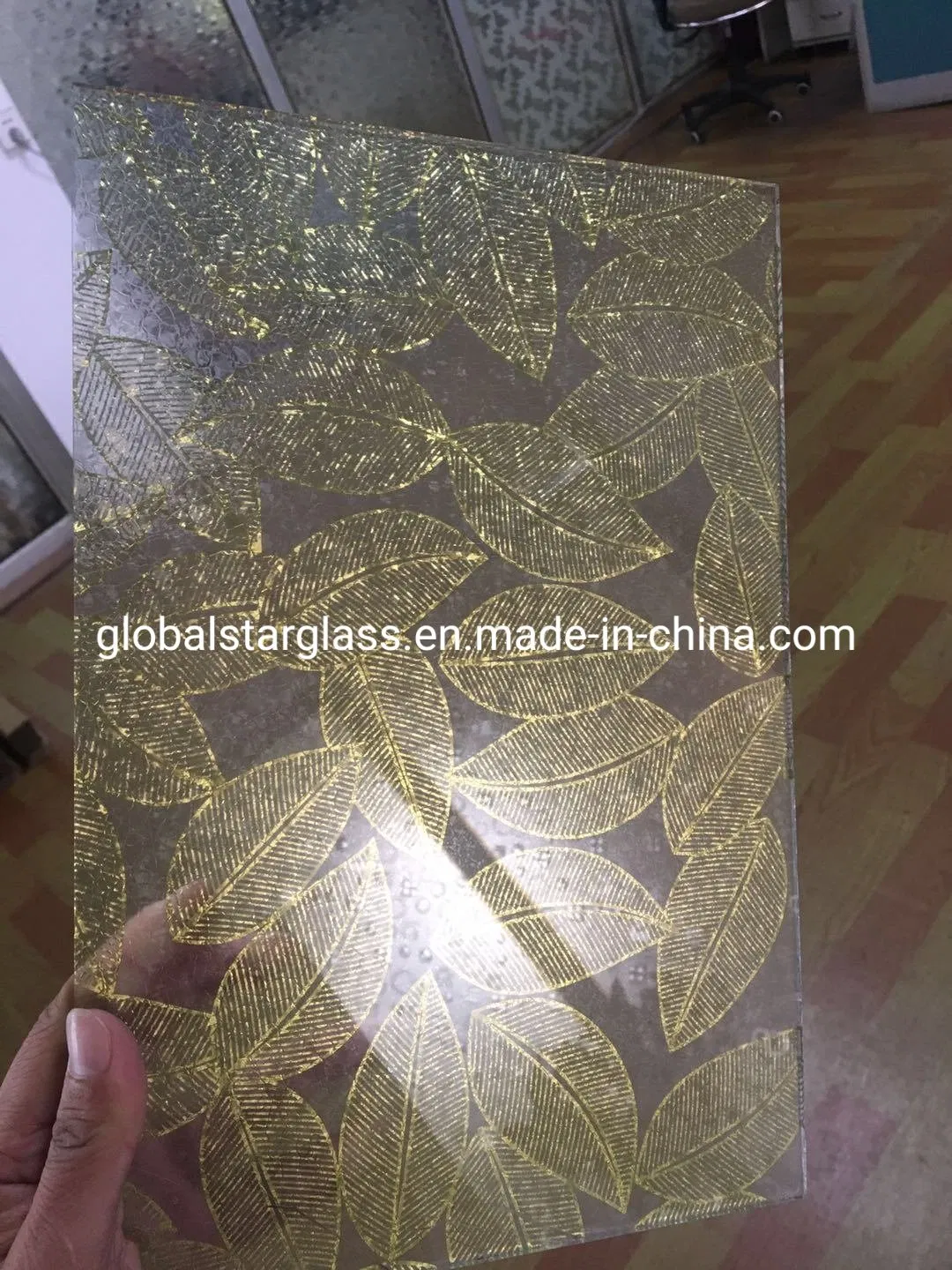 4-5mm Golden Design Glass, Art Glass, Acid Etched Glass, Frosted Glass, Stained Glass, Different Color Decoration Glass for Building
