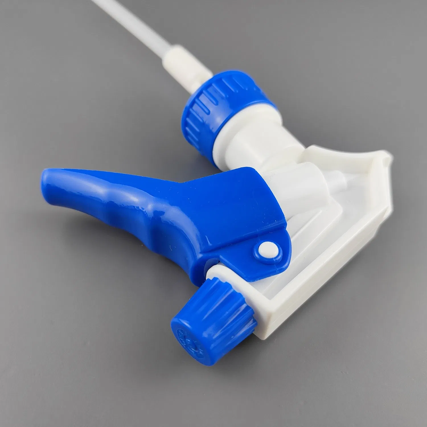 Wholesale High Quality 360 Degree Spray Strong Trigger Sprayer for Auto Repair and Gardening Can Be Custimized