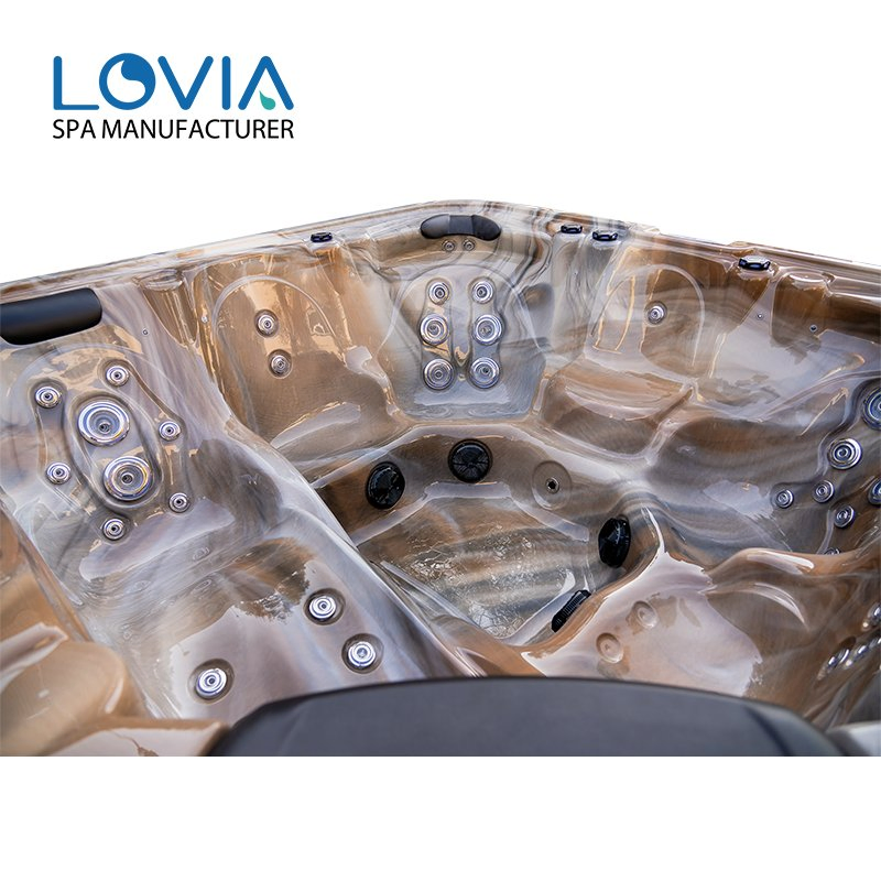 Гидромассажная ванна Jacuzzii Classic Series для улицы