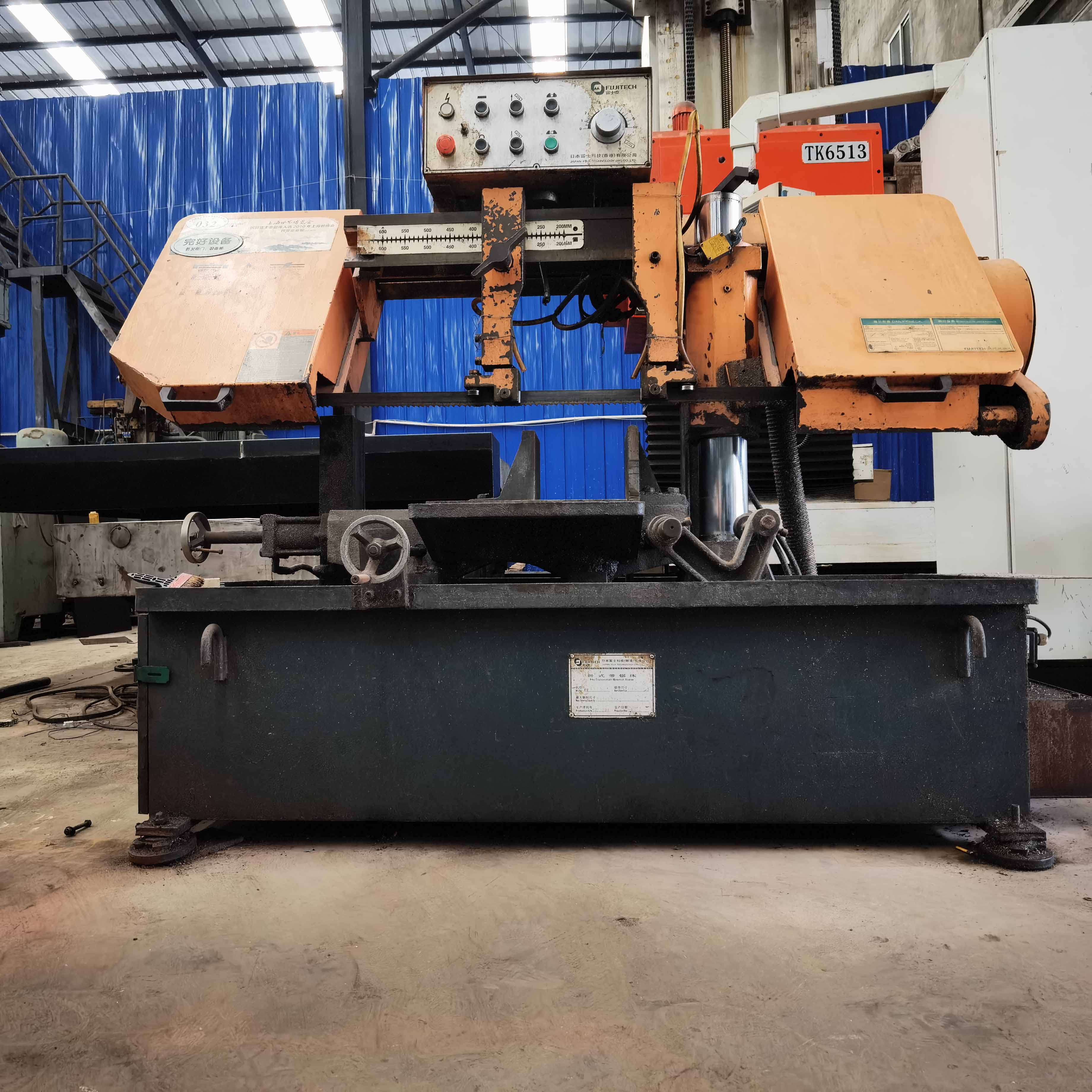 Ленточная пила промышленная горизонтальная универсальная металл дерево