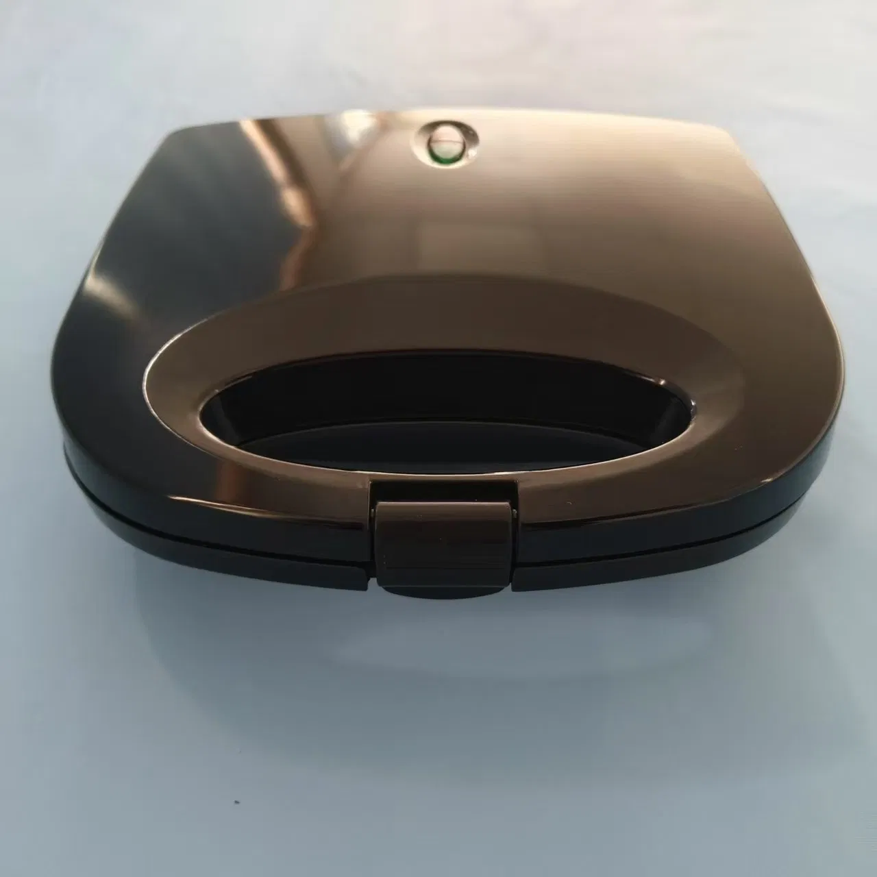 Compact and Convenient Sandwich Maker for Healthy Meals