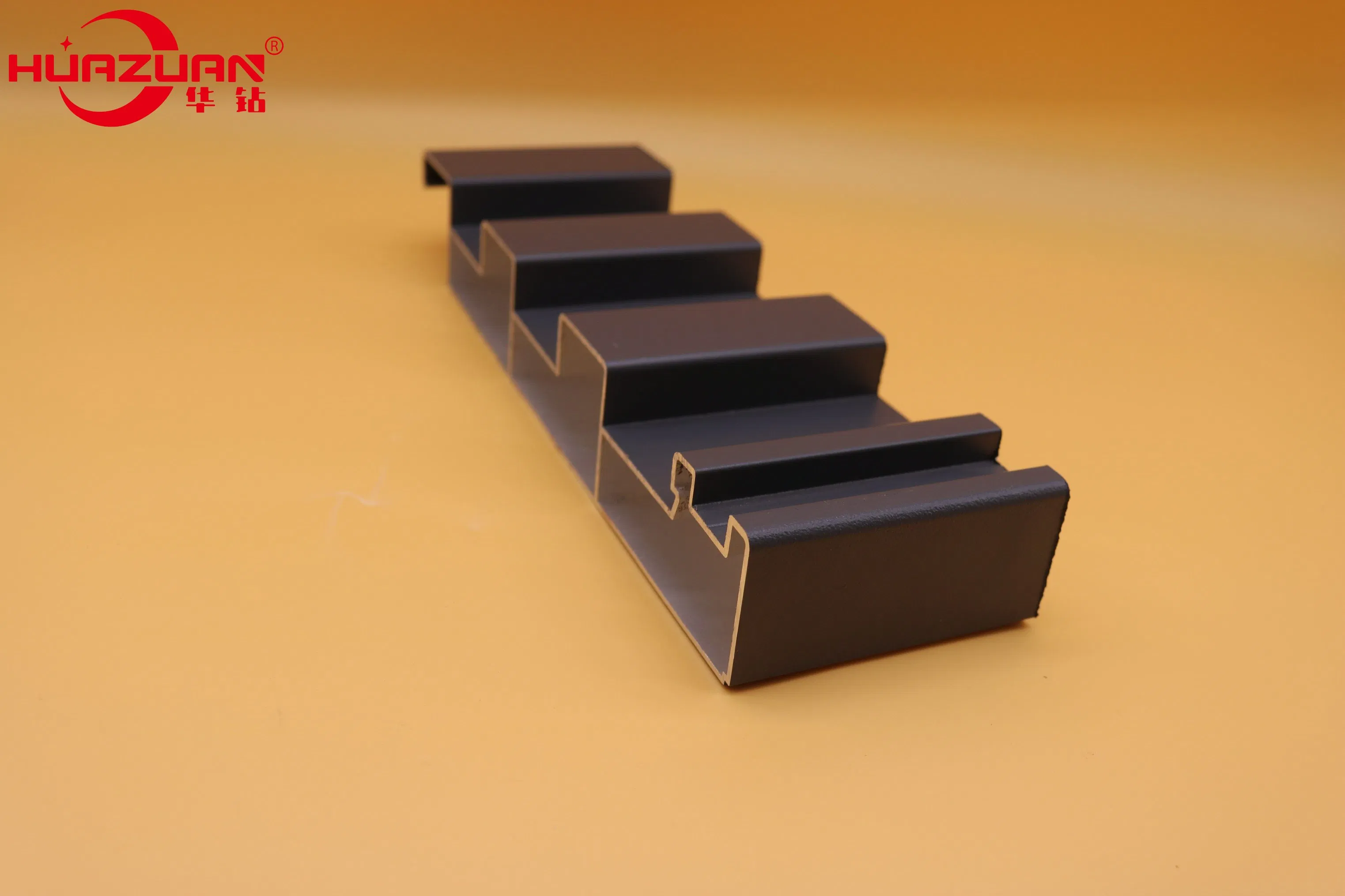 Алюминиевые профили для стеклянных фасадов зданий