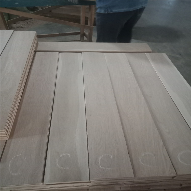 4mm Oak Walnut Sawn Toplayer Lamella for Floor Usage