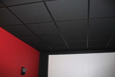 Enhanced-Strength Fiberglass Panel Tiles with Integrated Insulation for Efficient Warehouse Heat Management