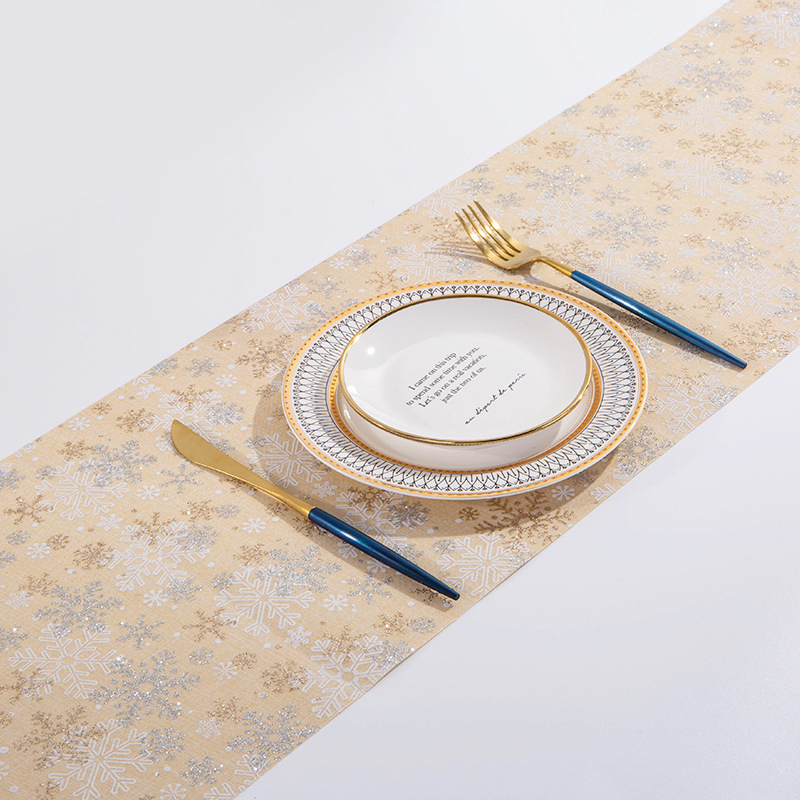 Polyester Linen Different Designs Printed White Snows Christmas Party Home Decoration Table Cloth Indoor Christmas Ornaments Fabric Table Runner