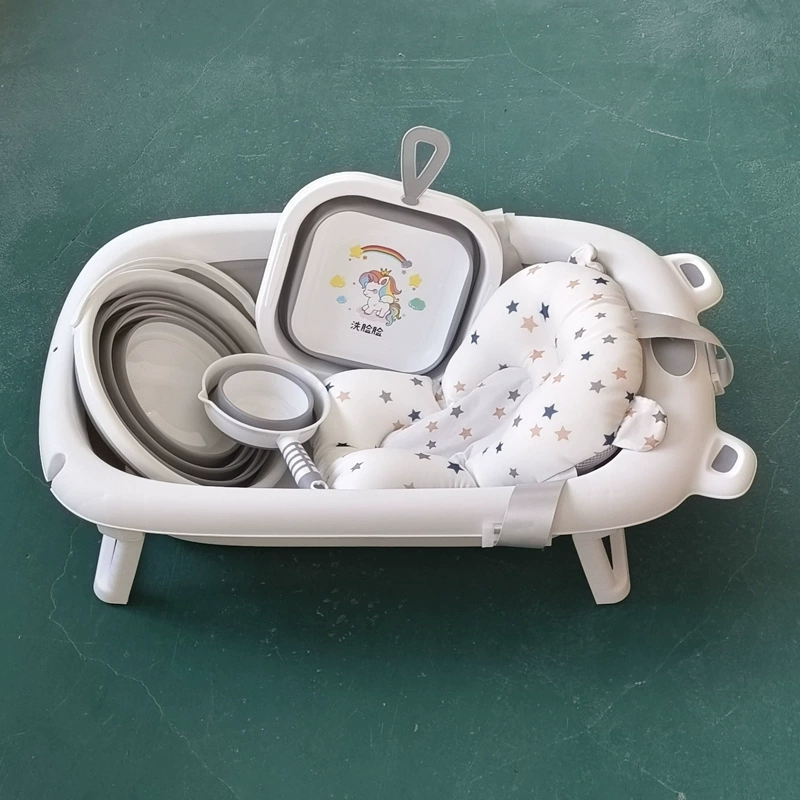 Складной детский тазик для купания с ковриком и лейкой