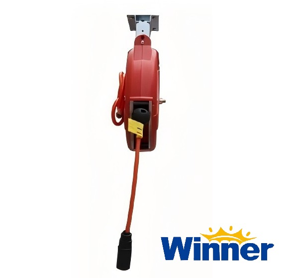 Easy to Use Air Hose Reel for Car Servicing