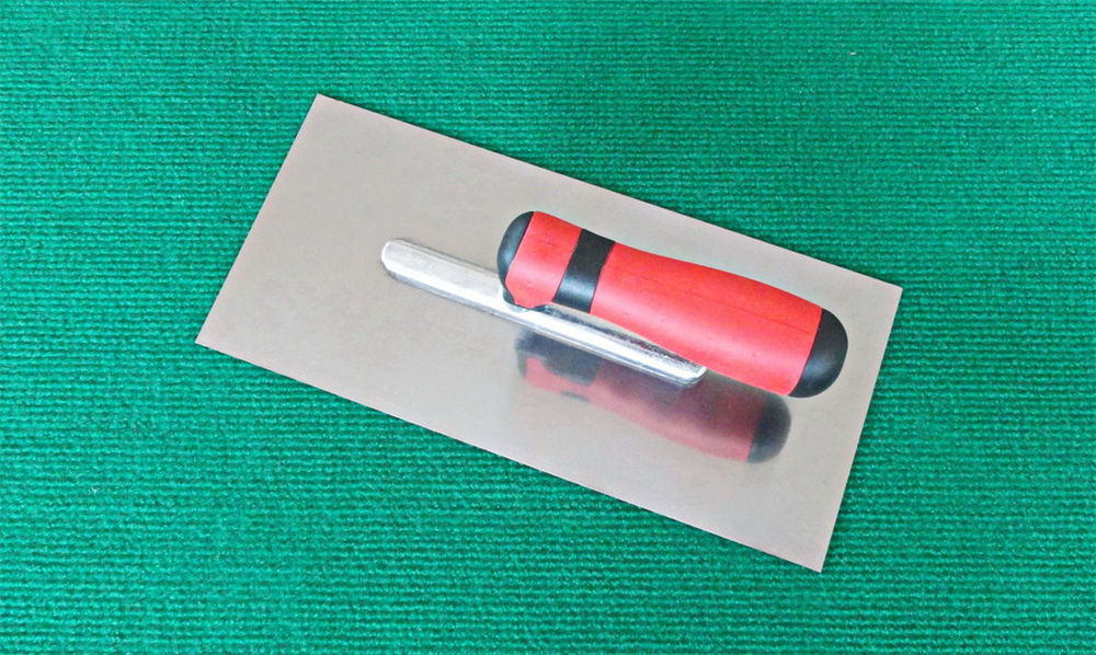 Plastering Trowel With Plastic Handle