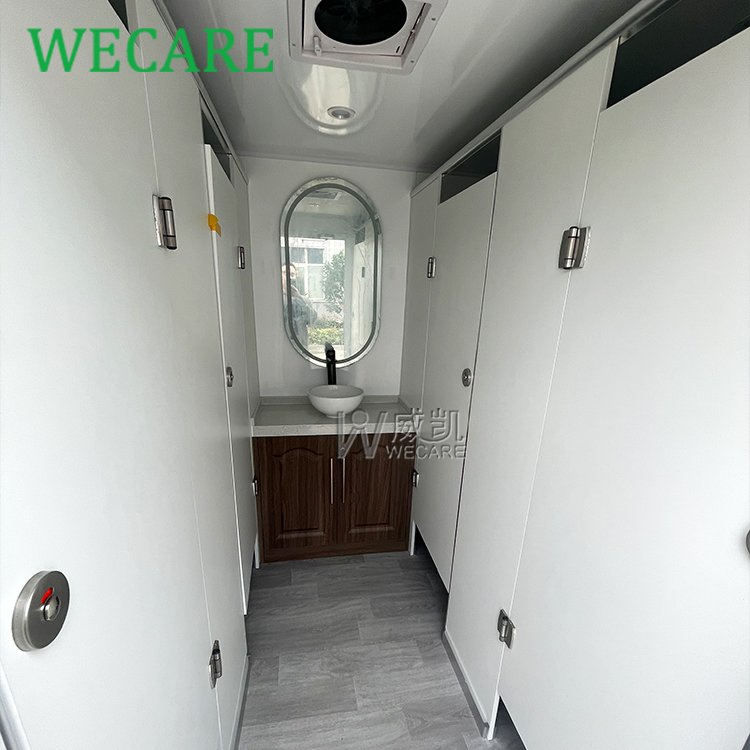 Wecare Mobile Portable Toilets Mobile Plastic Portable Toilet Restroom Trailer Campers