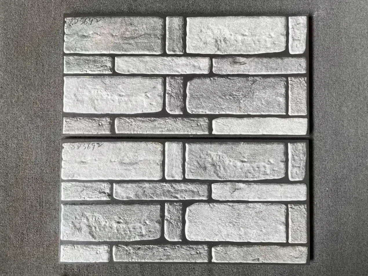 300*600mm Inkjet Clay Ceramic Wall Tile for Outdoor Building Material