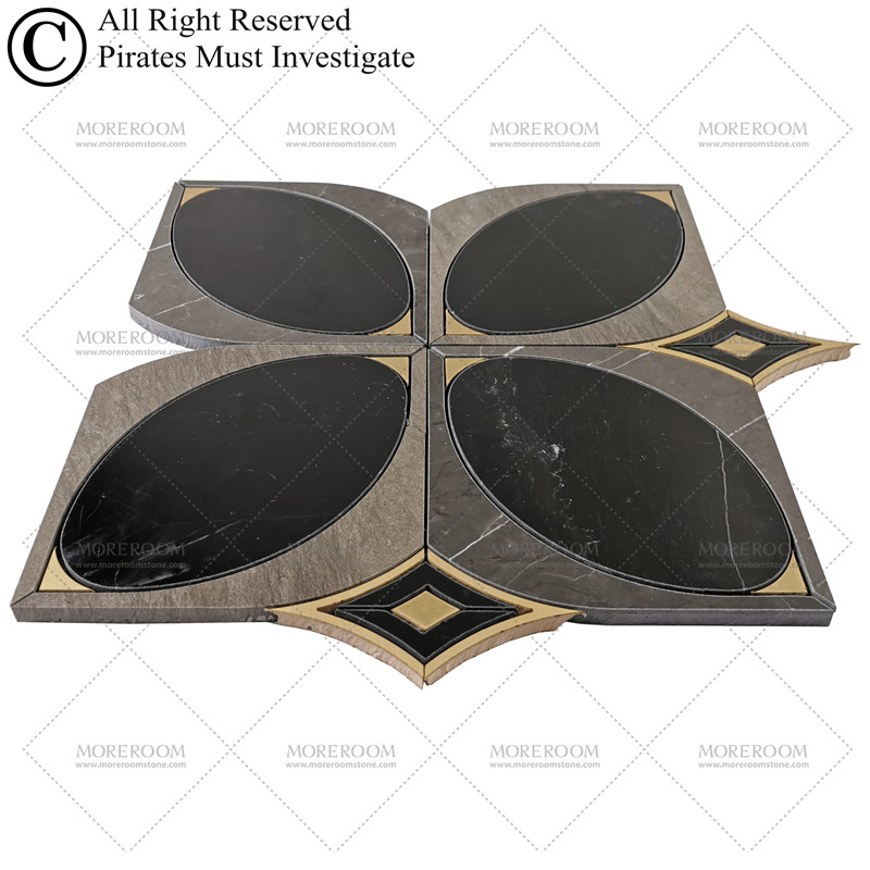 Мозаика Nero Marquina с латунными вставками