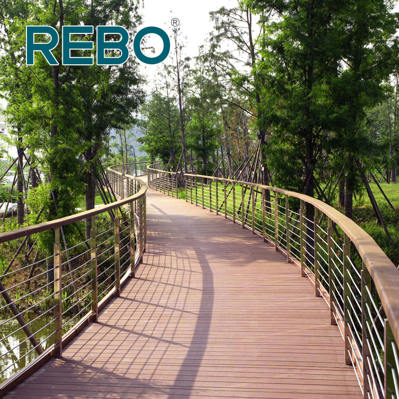 Fire Resistance Outdoor Moso Strand Woven Bamboo Decking Flooring