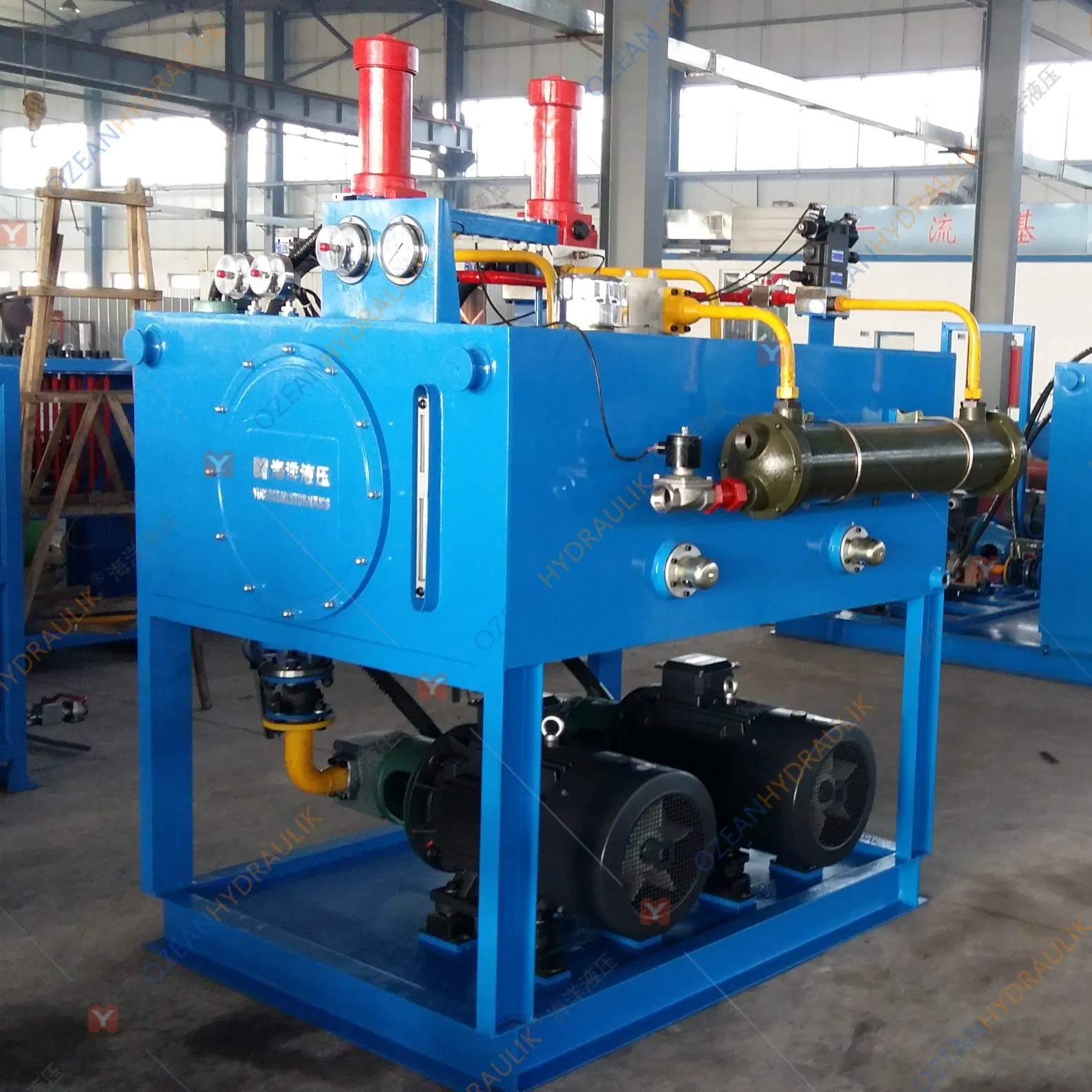 Мощная гидравлическая система на водно-гликолевой основе