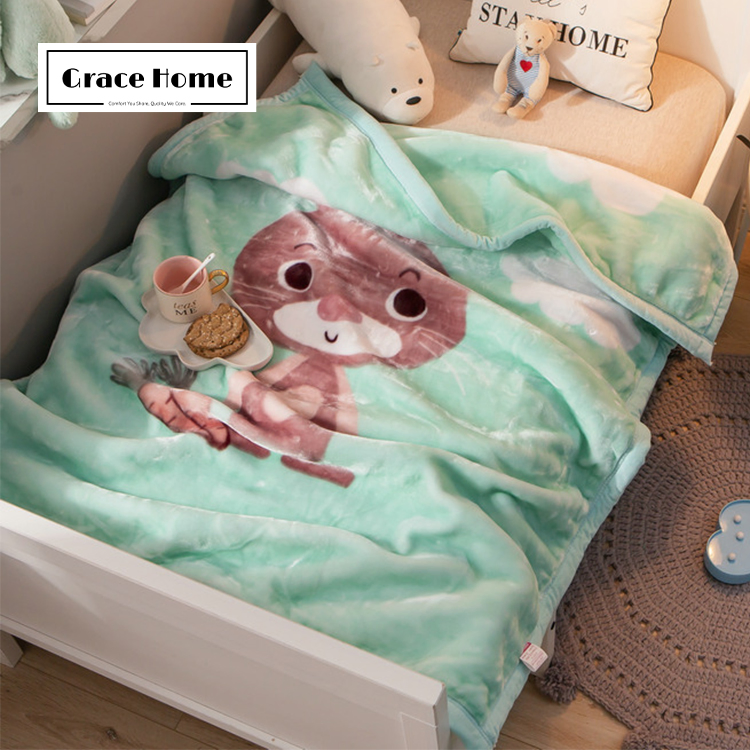 Детское двустороннее флисовое одеяло с мультяшным принтом