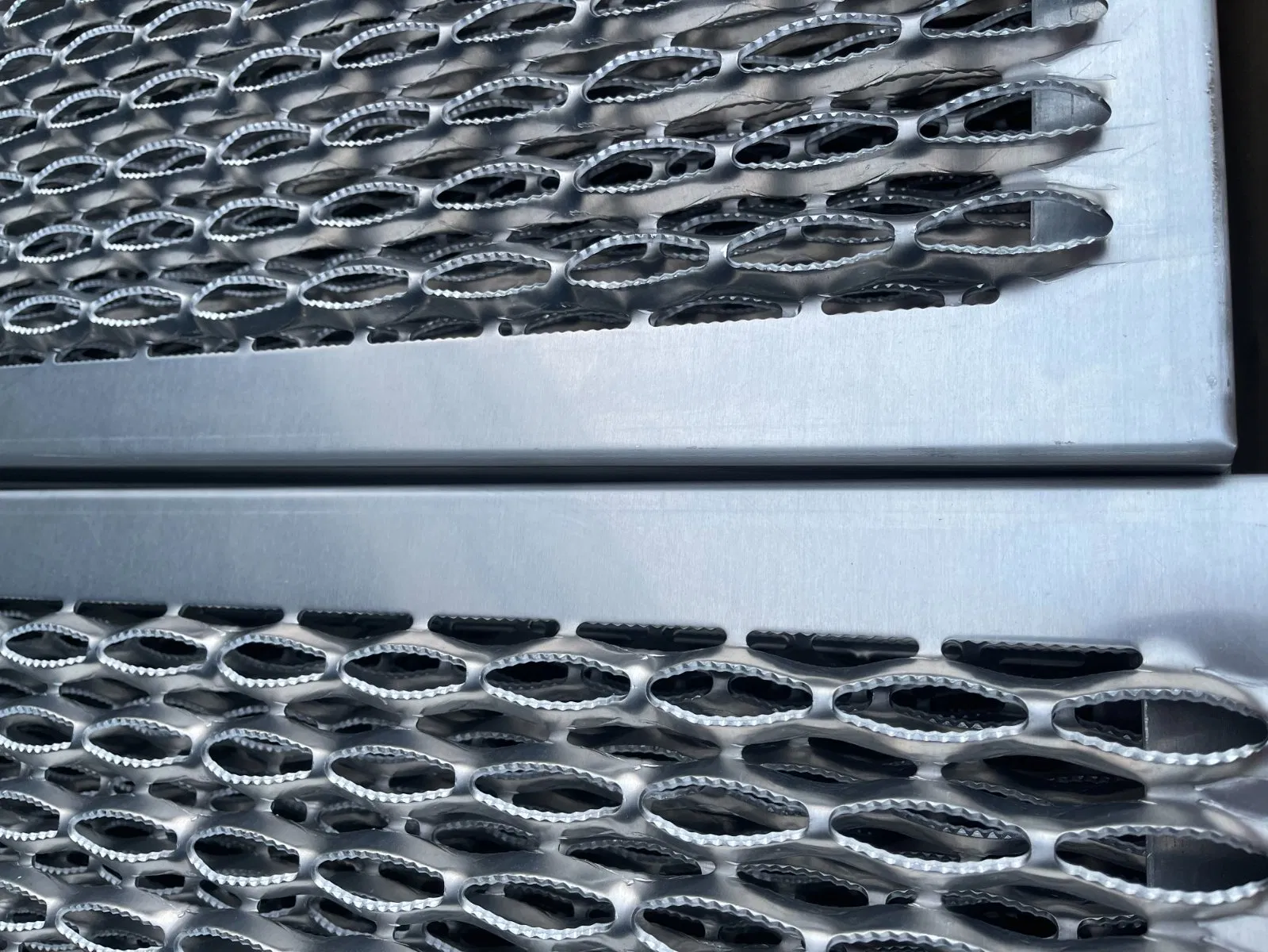 Perforated Plank Grating Deck Safety Panel Walkway