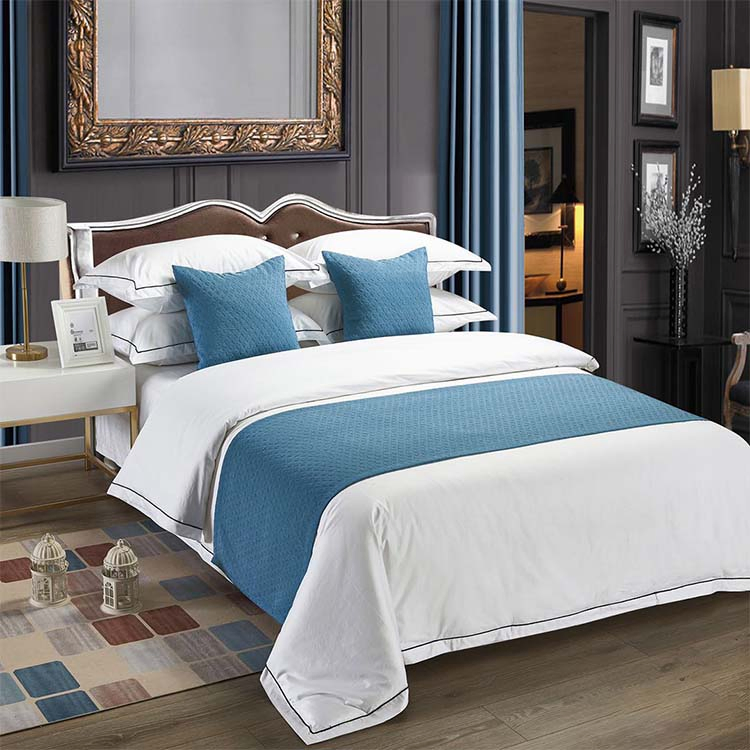 Wholesale Newest Style Jacquard Decorative Plain Dyed Hotel Bed Runner