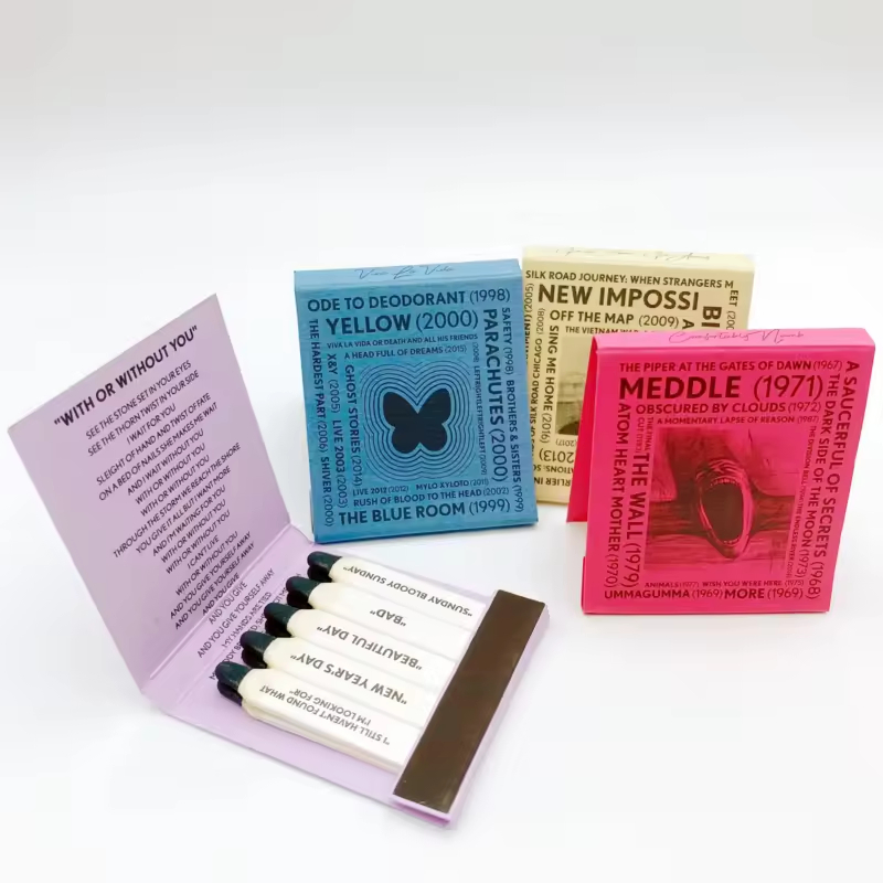 Book Matches Sticks Red Tips Match Box with Custom Logo with Sticks Matchbook Wooden Stick Red Tips Color Matchbook