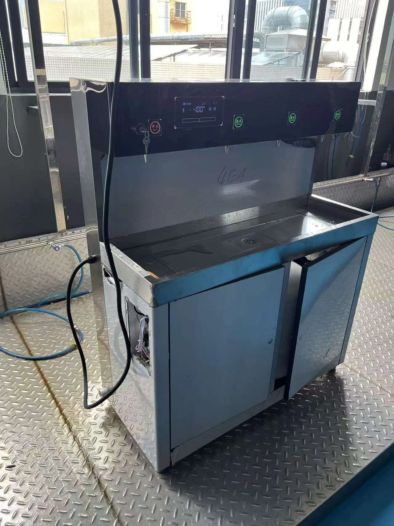 Large Capacity Stainless Steel Temperature Display Hot &Cold Water Dispenser with RO