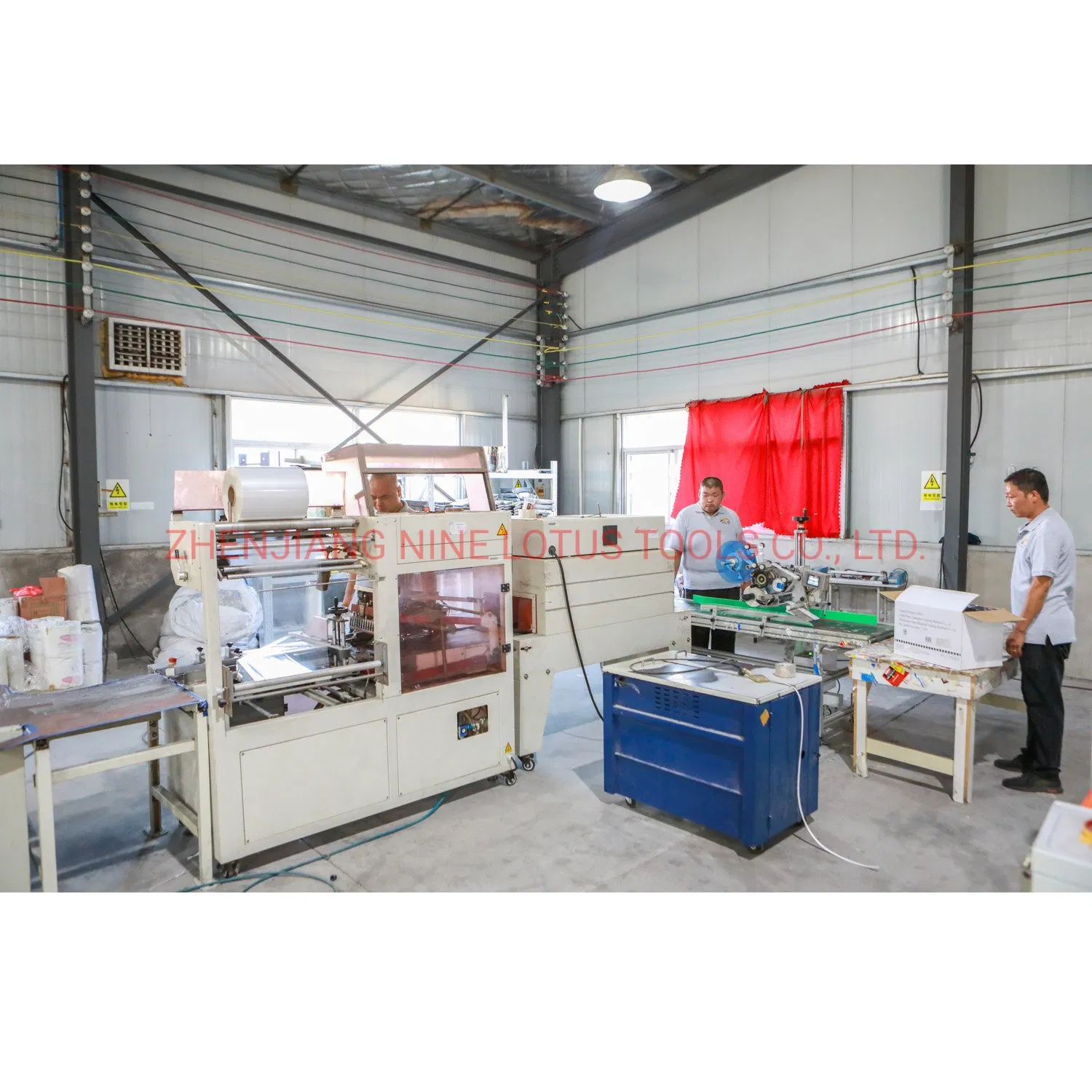 Полиамидный малярный валик разноцветный